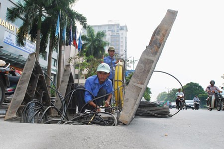 quản lý hệ thống công trình ngầm hạ tầng kỹ thuật đô thị và đường dây cáp đi nổi